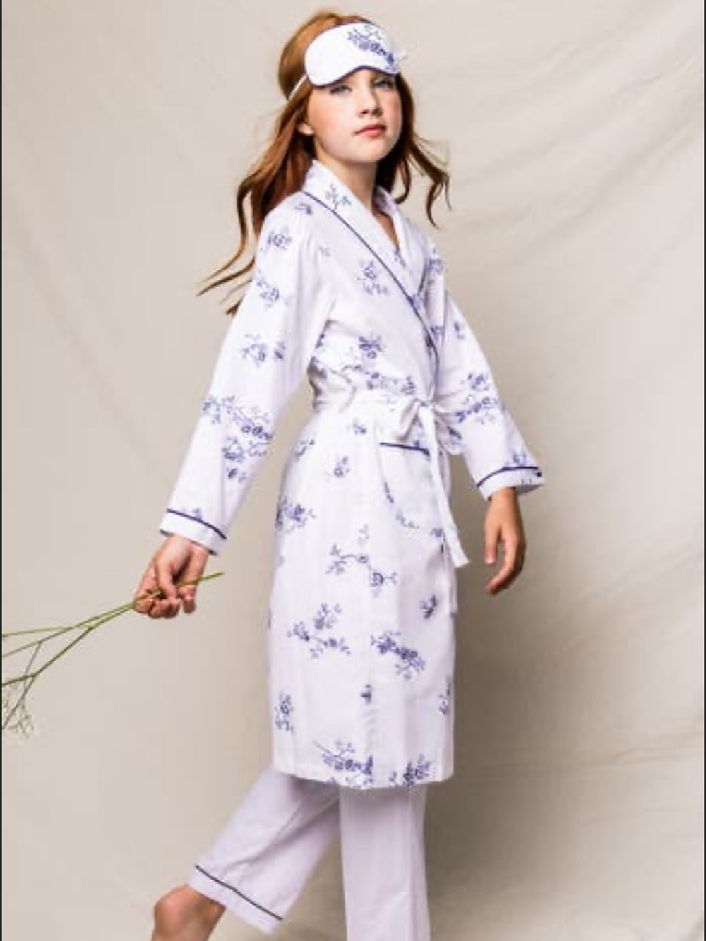 Girls 7/8 Petite Plume Blue and White Floral Robe